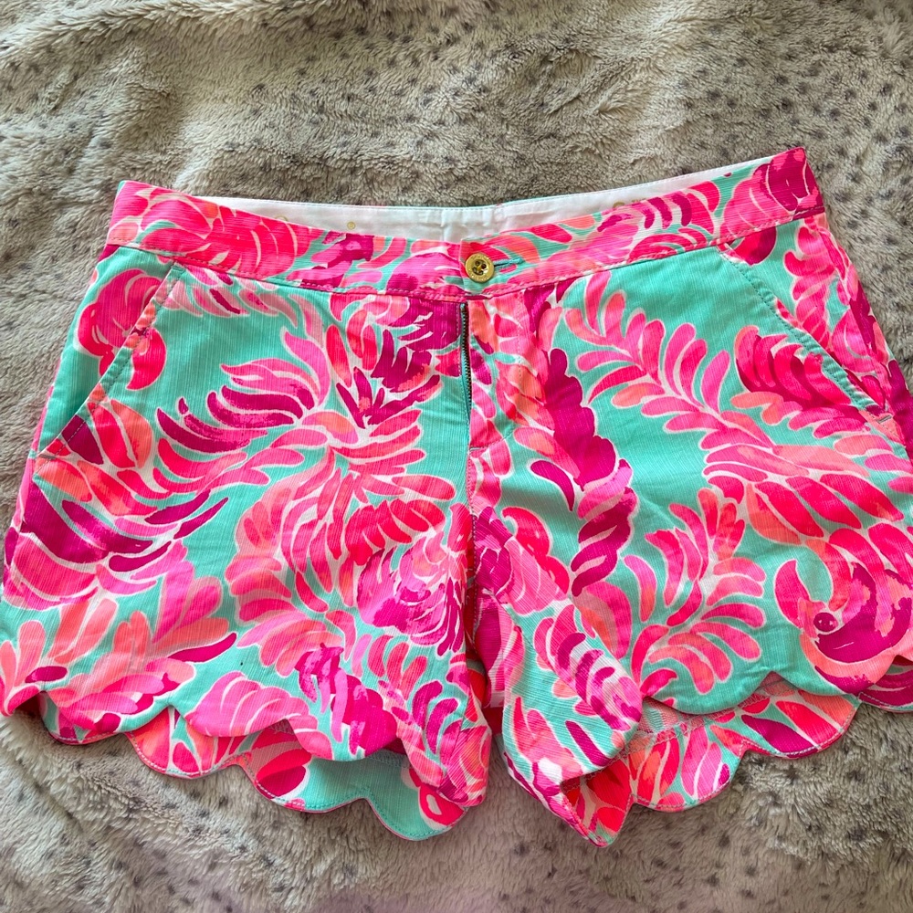 Shorts Scalloped style in Pink & Turquoise- Lilly Pulitzer Buttercup 🌷